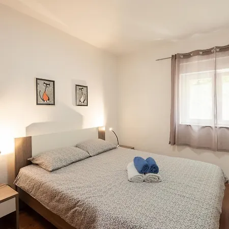 Apartman N&t *